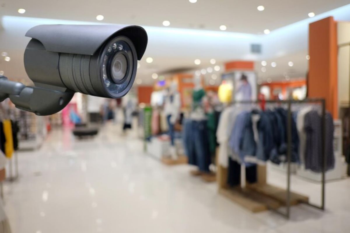 How Security Cameras Enhance Safety for Residential and Commercial Spaces